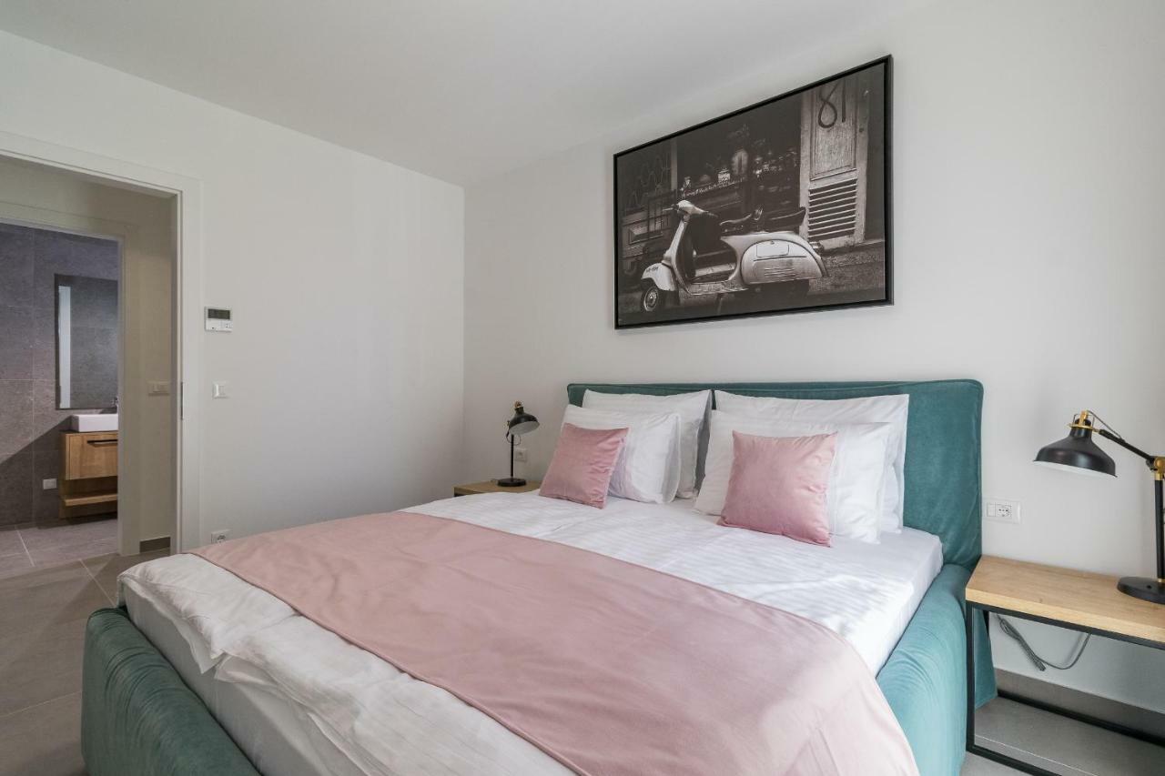 Luxury Apartments Magali Ровинь Экстерьер фото
