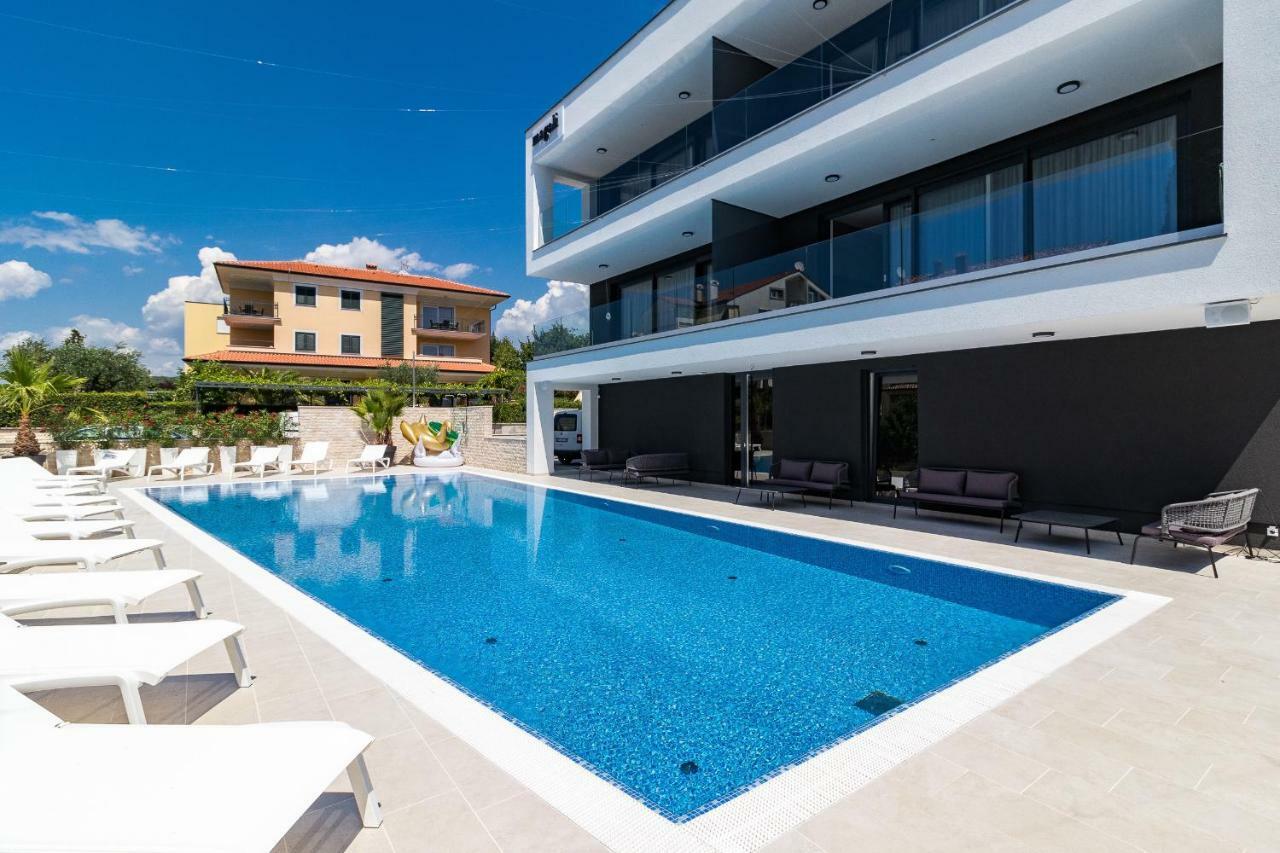 Luxury Apartments Magali Ровинь Экстерьер фото
